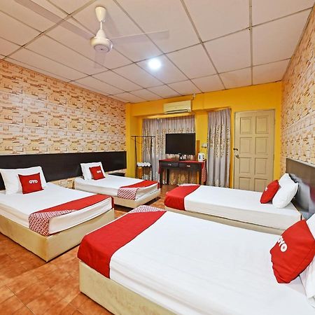 Oyo 90363 Nyamanya Inn Kuantan Dış mekan fotoğraf