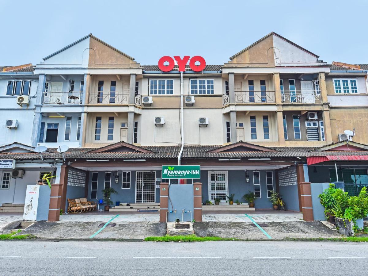 Oyo 90363 Nyamanya Inn Kuantan Dış mekan fotoğraf