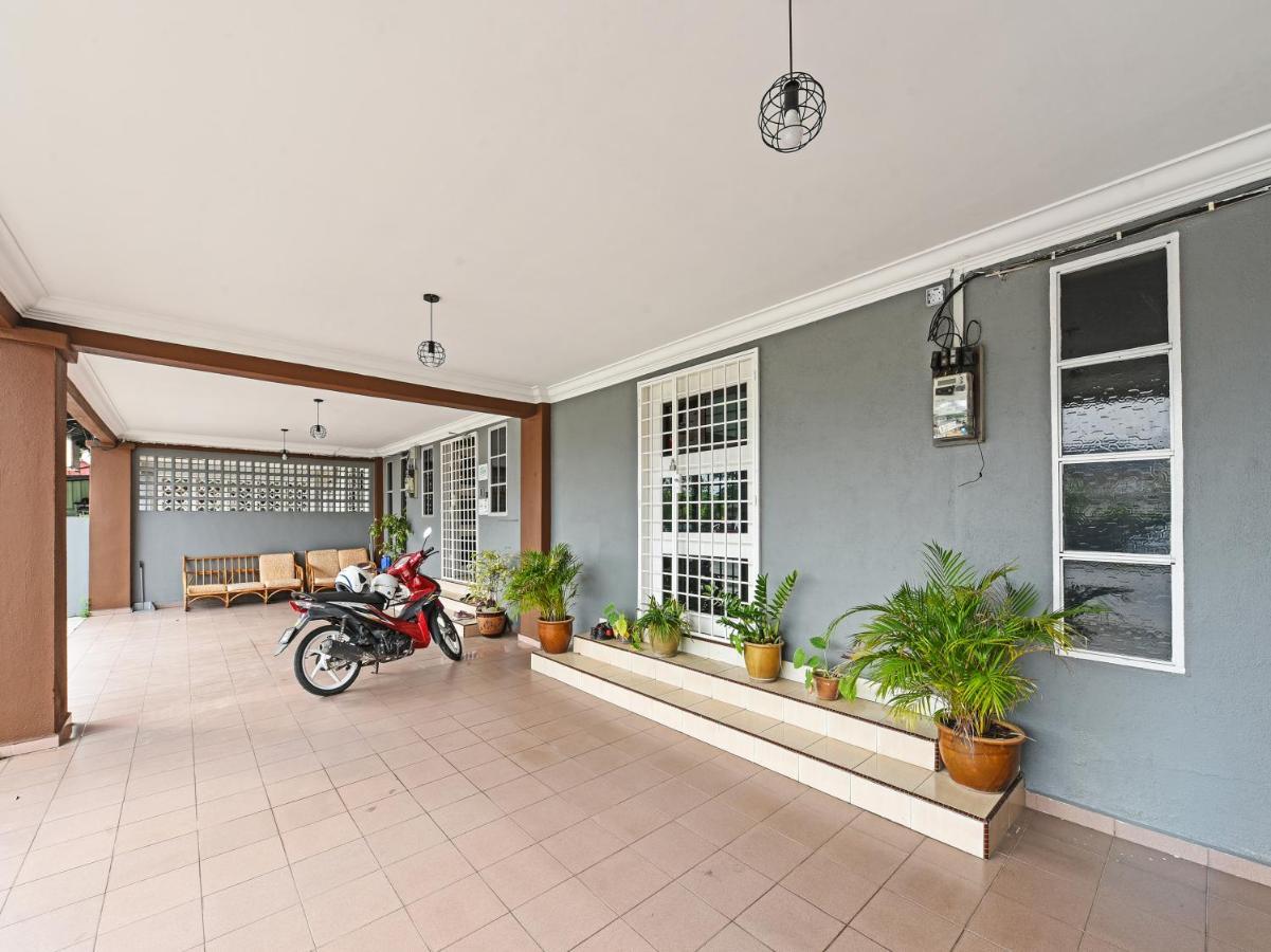 Oyo 90363 Nyamanya Inn Kuantan Dış mekan fotoğraf
