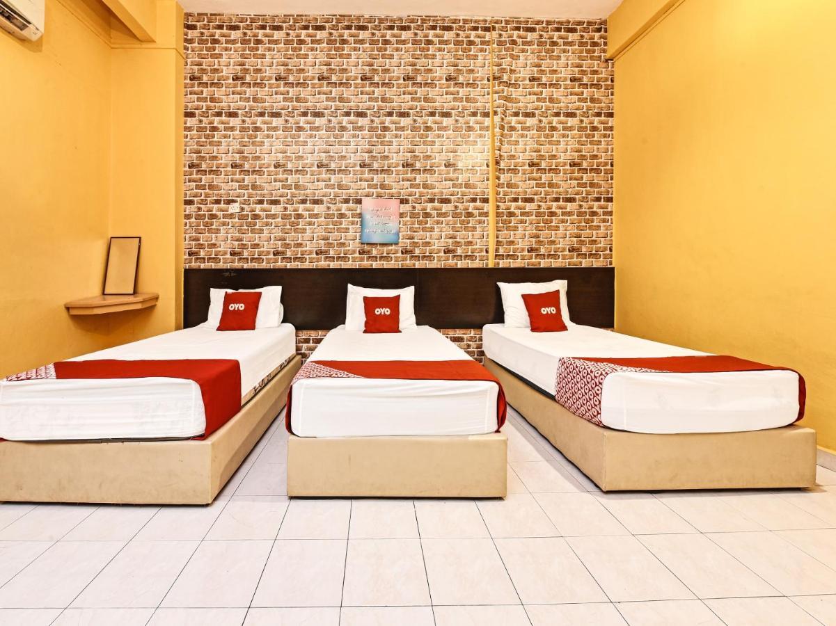 Oyo 90363 Nyamanya Inn Kuantan Dış mekan fotoğraf